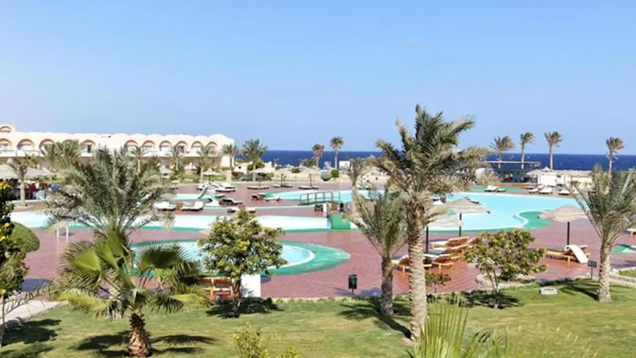 الفندق ثري كورنرز سي بيتش - مرسى علم